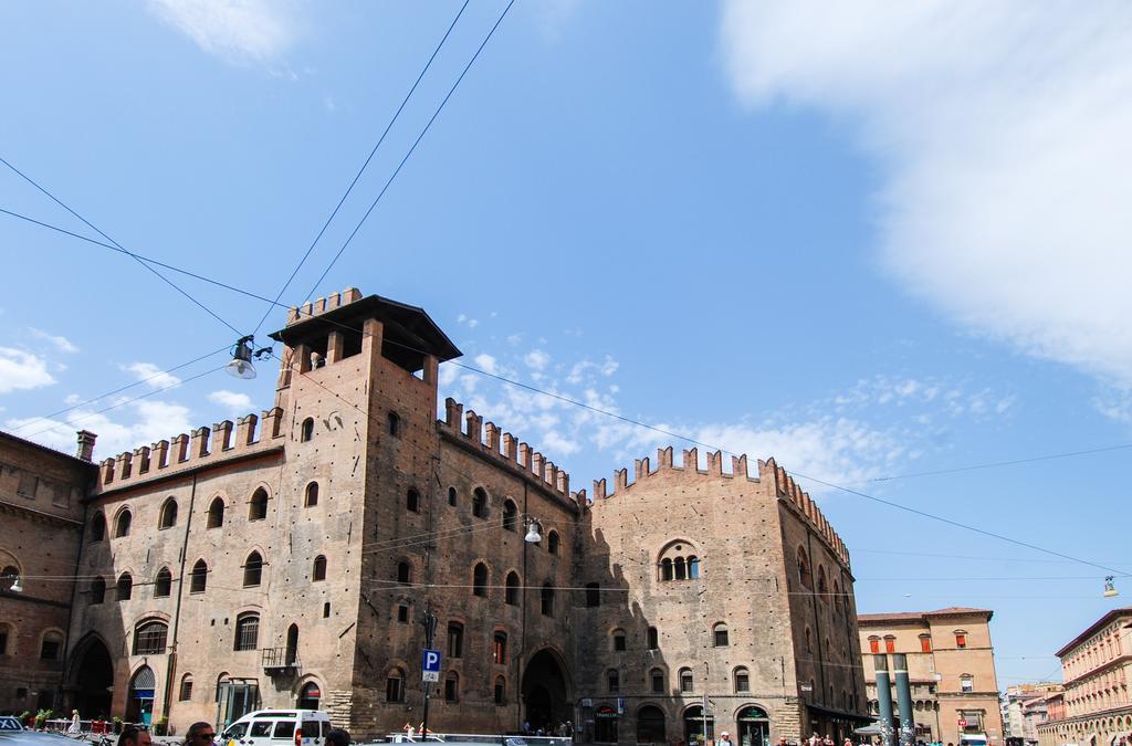 Ur-Nest Piazza Maggiore Bolonia Habitación foto